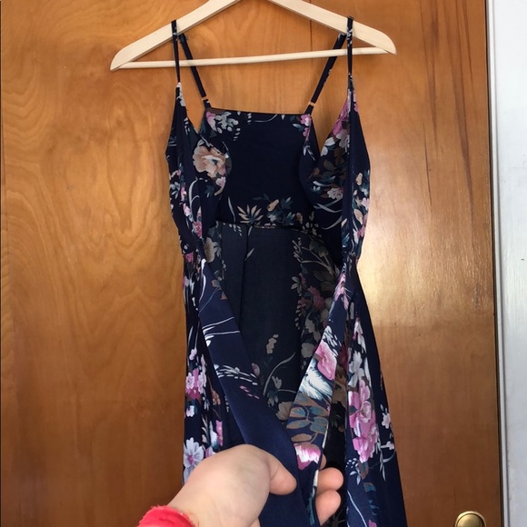 ‼️SOLD ‼️ Navy Blue Flowly Wrap Dress - Picture 3 of 7